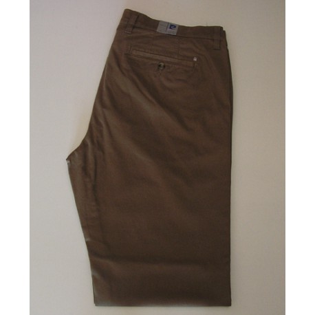 PANTALON CHINO DE PIERRE CARDIN. MODELO DEAUVILLE