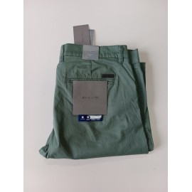 PANTALON CHINO VERDE PIERRE CARDIN