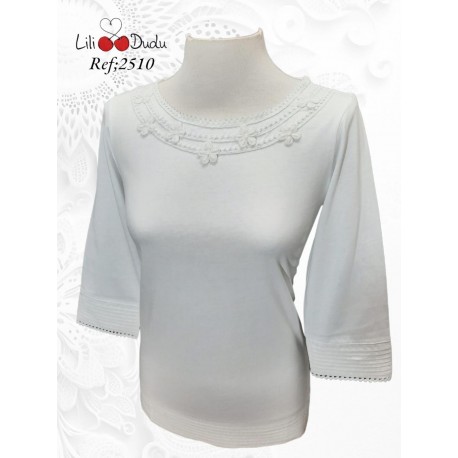 CAMISETA BLANCA CON BORDADOS MUJER LILI DUDU 