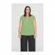 TOP VERDE DE PUNTO ESCOTE FRUNCE