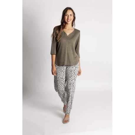 CAMISETA LISA ESCOTE CORAZON MUJER BOGUAR +COLORES