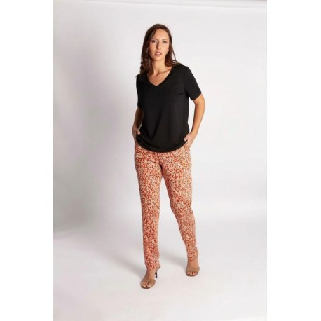 CAMISETA LISA NEGRA CON ESCOTE SEMICUADRADO MUJER BOGUAR +COLORES