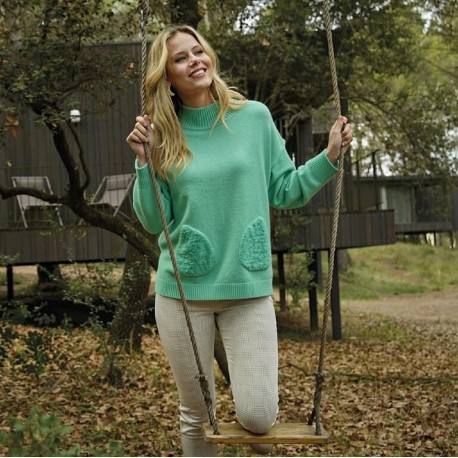 Jersey verde de punto con cuello cisne y bolsillos mujer mcm