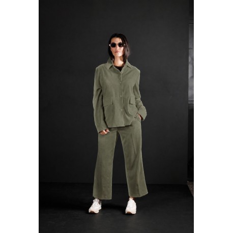 PANTALON CROPED DE PANA VERDE KAKI  MUJER SISSUS MODA